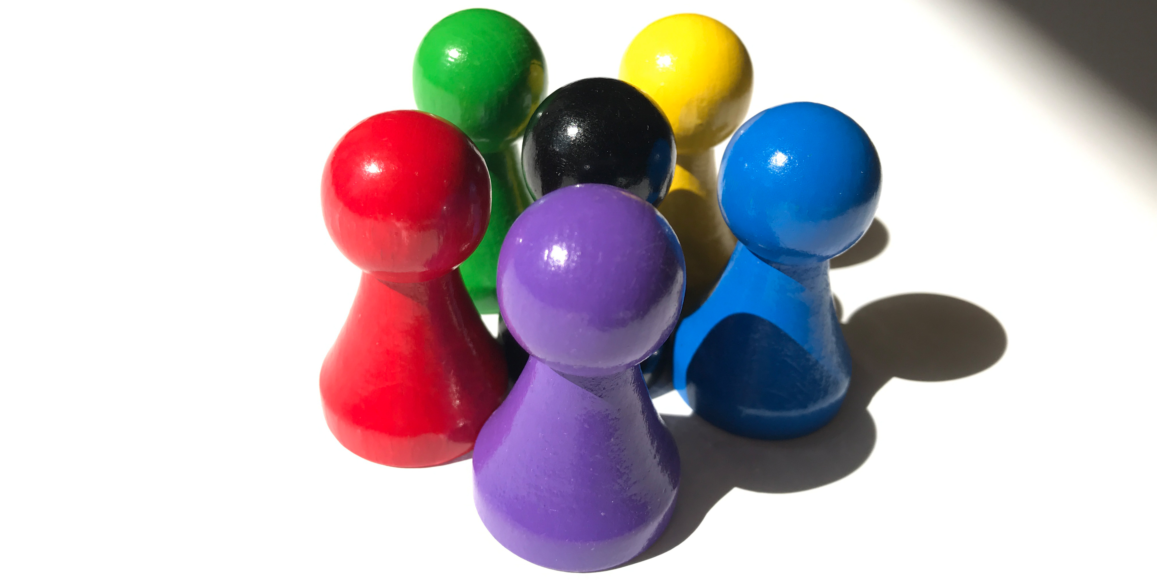 60 Stück Halmakegel Standard aus Holz 25 mm 4 Farben gemischt Spielfiguren 