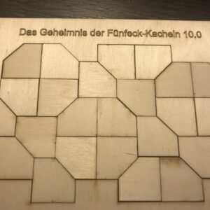 Knobelspiel aus Holz: Das Geheimnis der 5-Eck-Kacheln 10.0